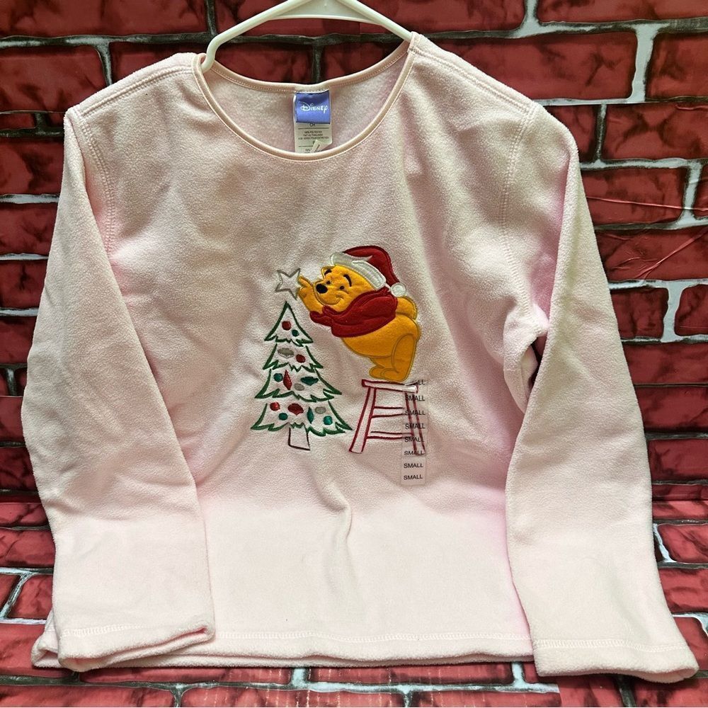 Disney Holidays Winnie The Pooh Fleece Sweater S